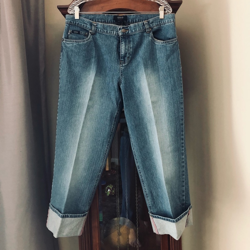 Turn up cuffs jeans